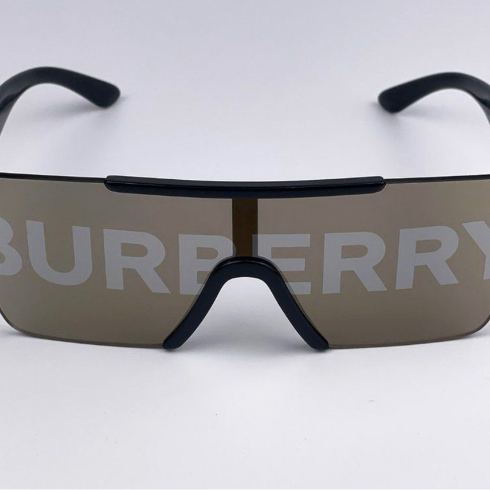 BURBERRY WHITE SUNSHADES!!! 🛍🛍🛍😊😊😊 - Picture 11 of 12